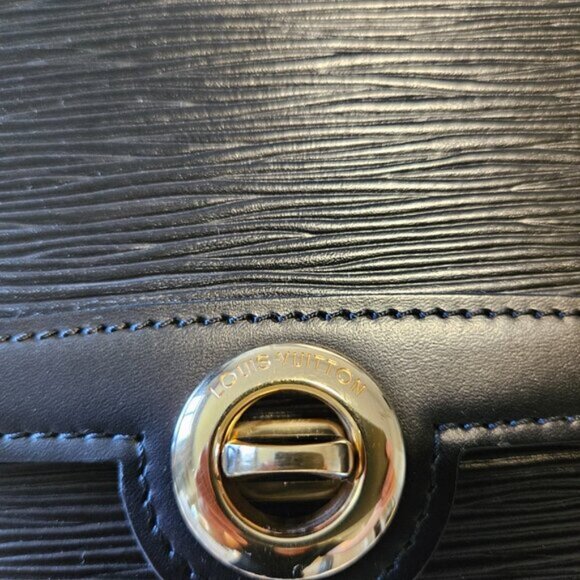 SOLD Louis Vuitton Arsch in black epi leather 2 way authenticated - Picture 3 of 16
